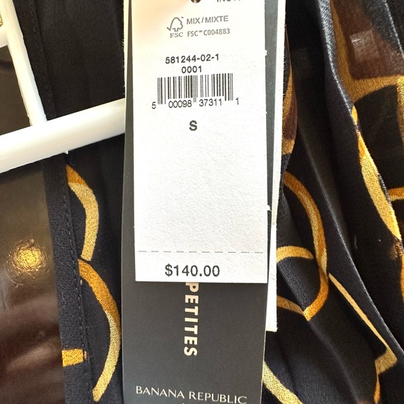 Banana Republic Black Pleated Sheath Dress w/Horsebit Design Small NWT - Picture 14 of 16